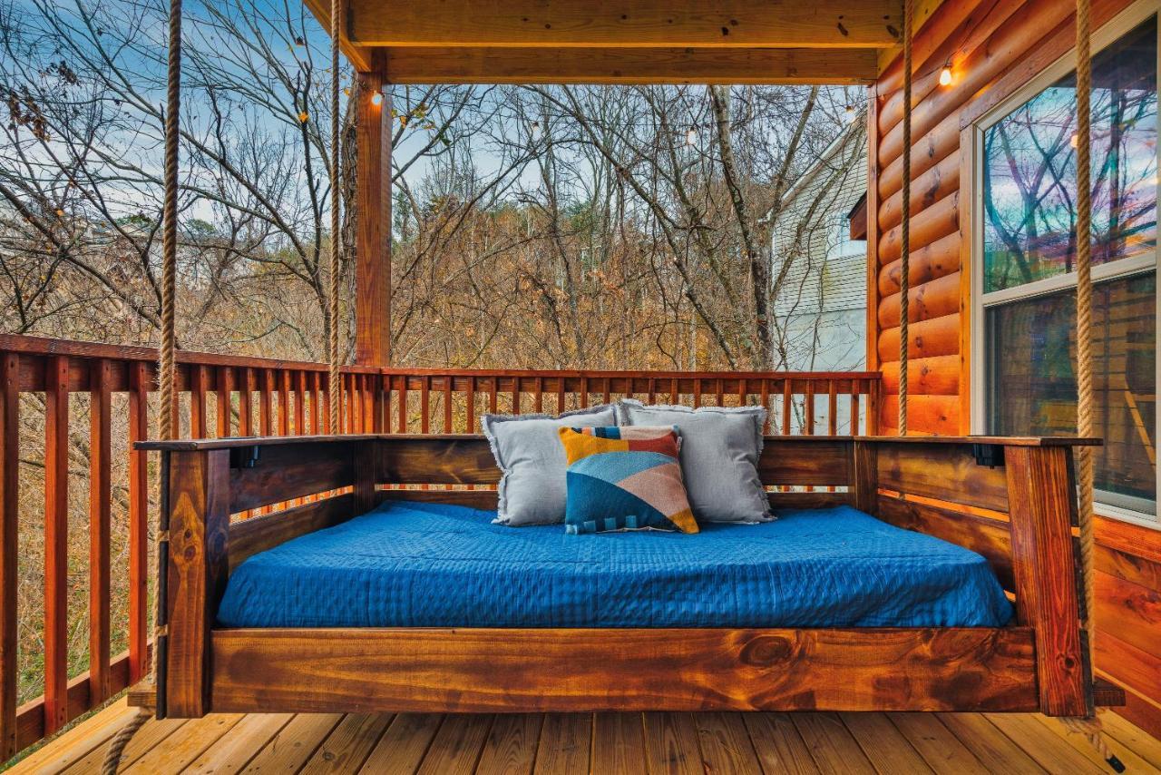 Mountains R Calling, Cozy Hideaway, King Beds, Hot-Tub, Arcade, Ev Ready 비둘기 포지 외부 사진